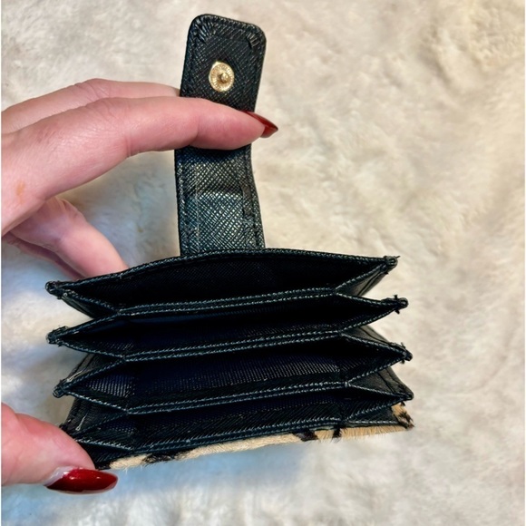 Adorable Wallet Animal Print Faux Fur Snap Close Camel Brown Black 5 Slots - Picture 5 of 11